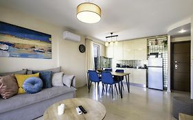Lis153 By Smart Cozy Suites - Top Floors With Amazing City View - Available 24Hr